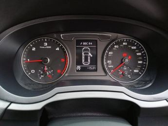 AUDI Q3 2.0 TDI S line SUV 5dr Diesel Manual Euro 6 (s/s) (150 ps)