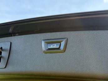 BMW 3 SERIES 2.0 320d M Sport Touring 5dr Diesel Auto xDrive Euro 5 (s/s) (18