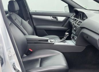 MERCEDES-BENZ C CLASS 2.1 C220 CDI BlueEfficiency Sport Saloon 4dr Diesel Auto Euro 5 