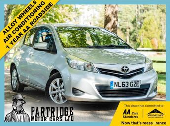 Toyota Yaris 1.33 Dual VVT-i TR Hatchback 5dr Petrol Manual Euro 5 (101 ps)