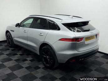 JAGUAR F-PACE 2.0 D180 R-Sport SUV 5dr Diesel Auto AWD Euro 6 (s/s) (180 ps)