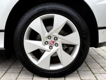 JAGUAR I-PACE 400 90kWh SE SUV 5dr Electric Auto 4WD (400 ps)