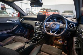 MERCEDES-BENZ A CLASS 2.1 A200d AMG Line (Premium Plus) Hatchback 5dr Diesel 7G-DCT Eu