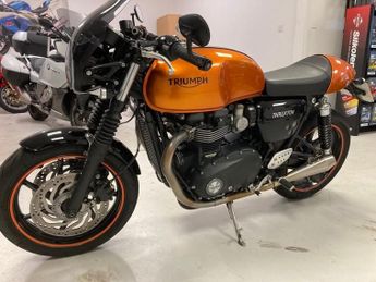  1200 Roadster/Retro Petrol Manual Euro 4 (98 ps)