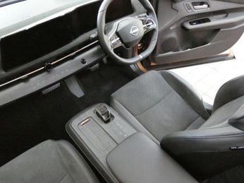 NISSAN ARIYA 87kWh Evolve SUV 5dr Electric Auto e-4ORCE 22kW Charger (306 ps)
