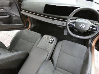 NISSAN ARIYA 87kWh Evolve SUV 5dr Electric Auto e-4ORCE 22kW Charger (306 ps)