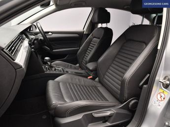 VOLKSWAGEN PASSAT 1.4 TSI 13kWh GTE Saloon 4dr Petrol Plug-in Hybrid DSG Euro 6 (s