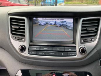 HYUNDAI TUCSON 1.7 CRDi Blue Drive Premium SE SUV 5dr Diesel DCT Euro 6 (s/s) (