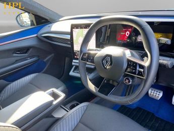 RENAULT Scenic E-Tech long range 87kWh esprit Alpine SUV 5dr Electric Auto (220 ps)