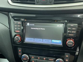 NISSAN QASHQAI 1.5 dCi Black Edition SUV 5dr Diesel Manual 2WD Euro 6 (s/s) (11