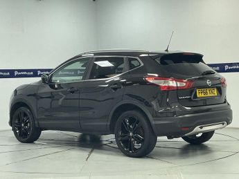 NISSAN QASHQAI 1.5 dCi Black Edition SUV 5dr Diesel Manual 2WD Euro 6 (s/s) (11