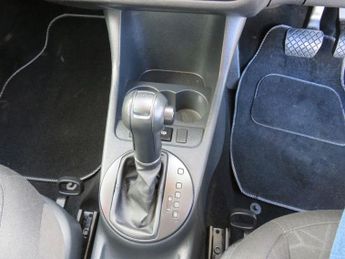 SKODA FABIA 1.2 TSI SE Plus Estate 5dr Petrol DSG Euro 5 (105 ps)
