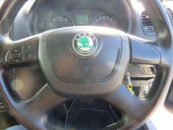 SKODA FABIA 1.2 TSI SE Plus Estate 5dr Petrol DSG Euro 5 (105 ps)