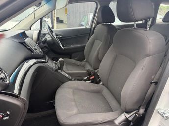 CHEVROLET ORLANDO 2.0 VCDi LT MPV 5dr Diesel Auto Euro 5 (163 ps)
