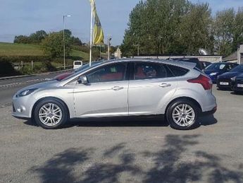 FORD FOCUS 1.6 Titanium Hatchback 5dr Petrol Manual Euro 5 (125 ps)