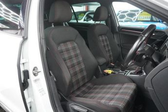 VOLKSWAGEN GOLF 2.0 TSI BlueMotion Tech GTI Hatchback 5dr Petrol DSG Euro 6 (s/s
