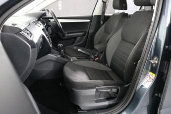SKODA OCTAVIA 1.5 TSI GPF ACT SE Estate 5dr Petrol DSG Euro 6 (s/s) (150 ps)