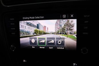 SKODA OCTAVIA 1.5 TSI GPF ACT SE Estate 5dr Petrol DSG Euro 6 (s/s) (150 ps)