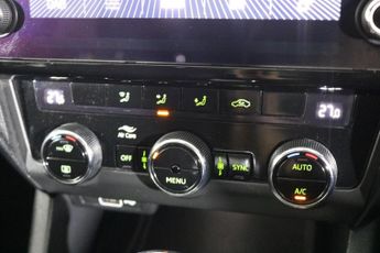 SKODA OCTAVIA 1.5 TSI GPF ACT SE Estate 5dr Petrol DSG Euro 6 (s/s) (150 ps)