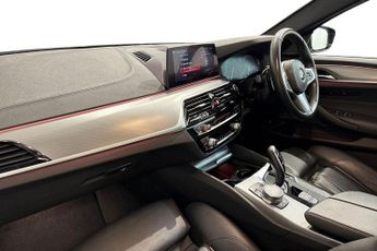 BMW 5 SERIES 2.0 530i GPF M Sport Saloon 4dr Petrol Auto Euro 6 (s/s) (252 ps