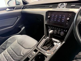 VOLKSWAGEN ARTEON 2.0 TDI Elegance Fastback 5dr Diesel DSG Euro 6 (s/s) (150 ps)