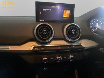 AUDI Q2 1.5 TFSI CoD 35 Sport SUV 5dr Petrol S Tronic Euro 6 (s/s) (150 