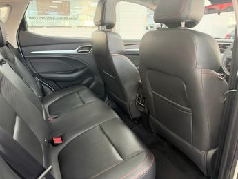 MG MG ZS 51.1kWh Trophy SUV 5dr Electric Auto (176 ps)