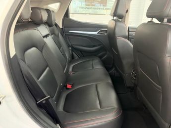 MG MG ZS 51.1kWh Trophy SUV 5dr Electric Auto (176 ps)