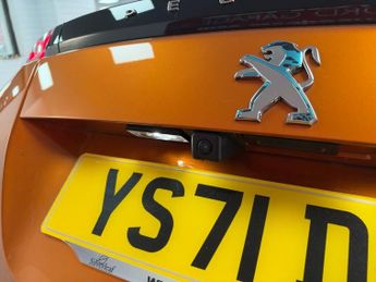 PEUGEOT E-2008 50kWh GT Premium SUV 5dr Electric Auto (136 ps)
