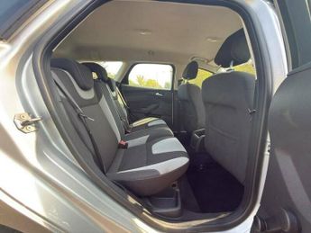 FORD FOCUS 1.6 Zetec Estate 5dr Petrol Powershift Euro 5 (125 ps)