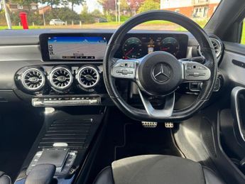 MERCEDES-BENZ A CLASS 2.0 A200d Exclusive Edition Hatchback 5dr Diesel 8G-DCT Euro 6 (
