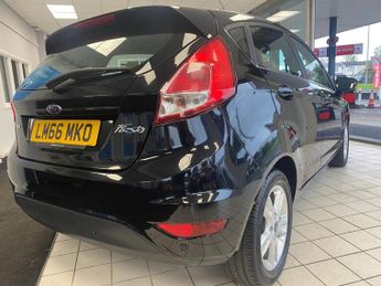 FORD FIESTA 1.0T EcoBoost Zetec Hatchback 5dr Petrol Powershift Euro 6 (100 