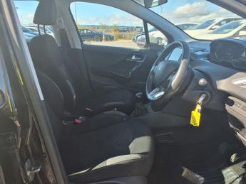 PEUGEOT 208 1.2 PureTech Active Hatchback 5dr Petrol Manual Euro 6 (82 ps)