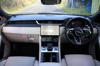 JAGUAR F-PACE 2.0 D200 MHEV R-Dynamic HSE SUV 5dr Diesel Auto AWD Euro 6 (s/s)