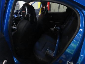 NISSAN JUKE 1.6 Tekna SUV 5dr Petrol Hybrid Auto Euro 6 (143 ps)