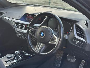 BMW 1 SERIES 1.5 118i M Sport Hatchback 5dr Petrol DCT Euro 6 (s/s) (136 ps)