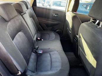 NISSAN QASHQAI 1.5 dCi Acenta SUV 5dr Diesel Manual 2WD Euro 4 (106 ps)