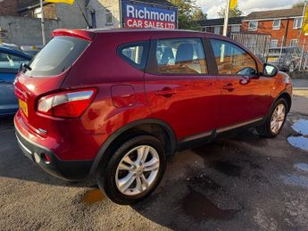 NISSAN QASHQAI 1.5 dCi Acenta SUV 5dr Diesel Manual 2WD Euro 4 (106 ps)
