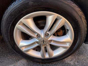 NISSAN QASHQAI 1.5 dCi Acenta SUV 5dr Diesel Manual 2WD Euro 4 (106 ps)
