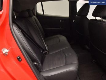 NISSAN LEAF 39kWh N-Connecta Hatchback 5dr Electric Auto (150 ps)