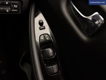 NISSAN LEAF 39kWh N-Connecta Hatchback 5dr Electric Auto (150 ps)