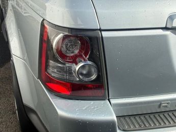LAND ROVER RANGE ROVER SPORT 3.6 TD V8 HSE SUV 5dr Diesel CommandShift 4WD Euro 4 (271 ps)