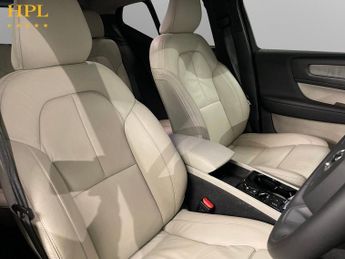 VOLVO XC40 1.5h T5 Twin Engine Recharge 10.7kWh Inscription Pro SUV 5dr Pet