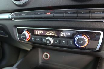 AUDI A3 2.0 TDI S line Hatchback 3dr Diesel S Tronic quattro Euro 6 (s/s