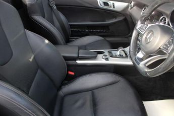 MERCEDES-BENZ SLC 2.0 SLC200 AMG Line Convertible 2dr Petrol G-Tronic Euro 6 (s/s)