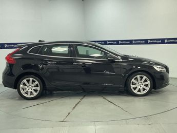 VOLVO V40 1.5 T3 GPF Inscription Hatchback 5dr Petrol Auto Euro 6 (s/s) (1