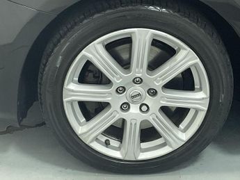 VOLVO V40 1.5 T3 GPF Inscription Hatchback 5dr Petrol Auto Euro 6 (s/s) (1