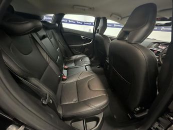 VOLVO V40 1.5 T3 GPF Inscription Hatchback 5dr Petrol Auto Euro 6 (s/s) (1