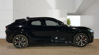 FORD MUSTANG MACH-E Extended Range 91kWh SUV 5dr Electric Automatic AWD (351 ps) 360