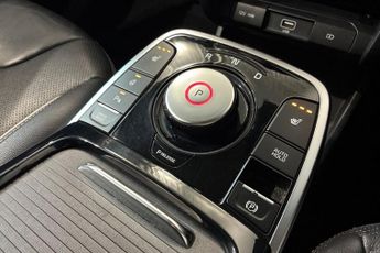 KIA NIRO 64kWh First Edition SUV 5dr Electric Auto (201 bhp) Reverse Came